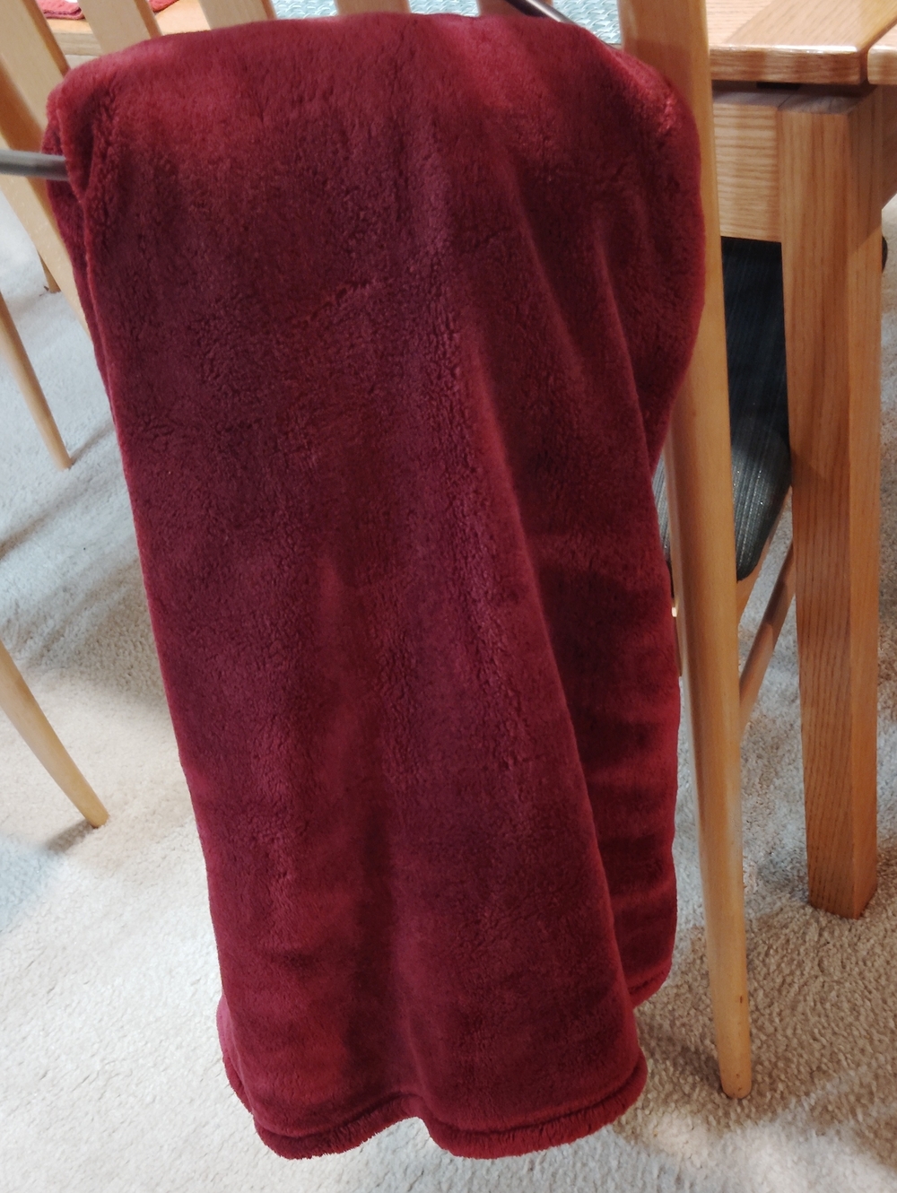 Berkshire Plush Throw Blanket in Rich Red